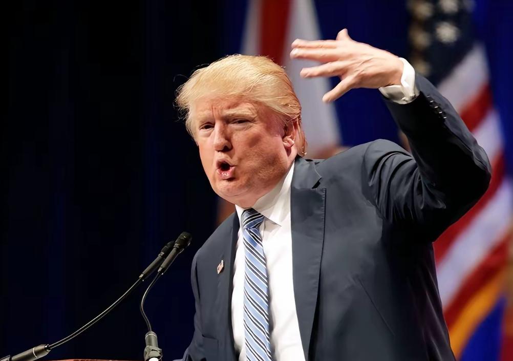 白宫强行单方面宣布总统访华行程！特朗普狂吹中国仪仗队乞求高规格待遇。中南海至今未