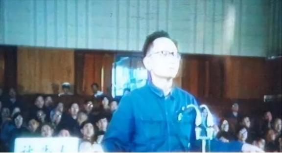 1986年，迟群被刑满释放，此时的他已经步入了花甲之年，而且还没有退休金，没有医