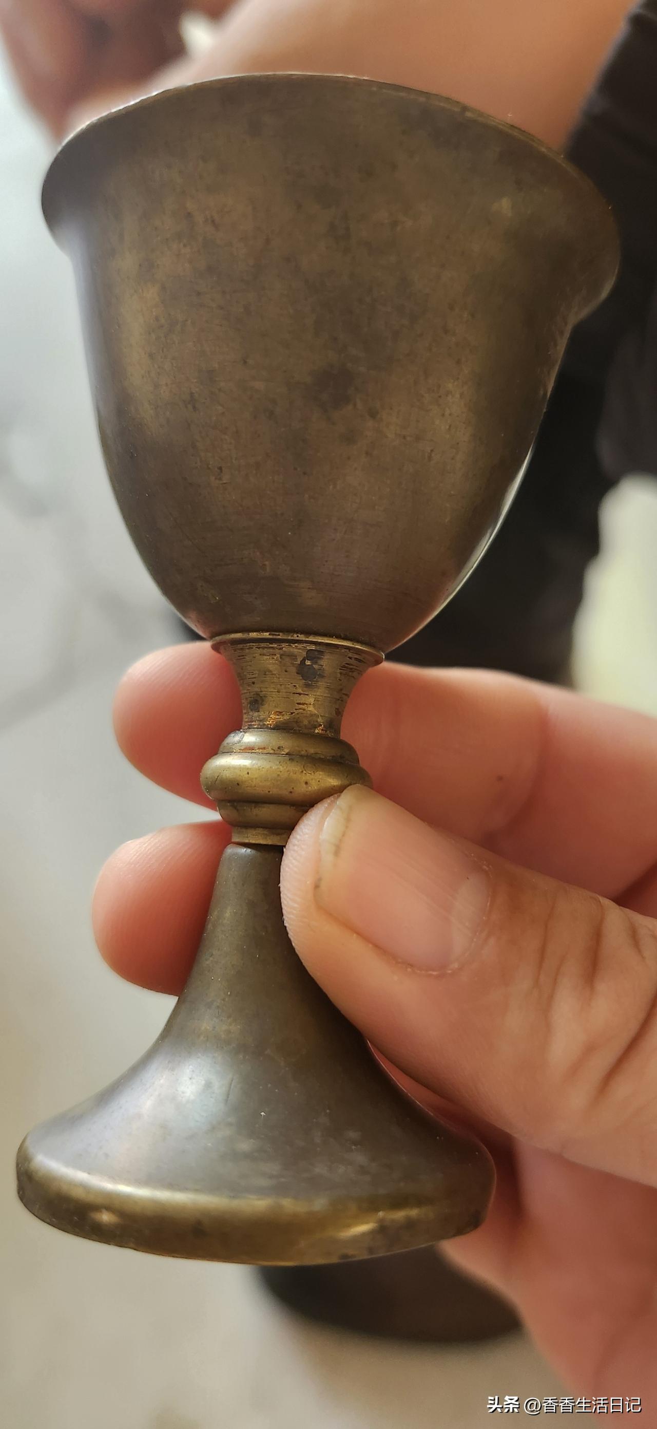 爸爸给的传家宝，值钱吗？
赌博欠了很多钱，打算买了，又怕被骗了！
大家说法不一，