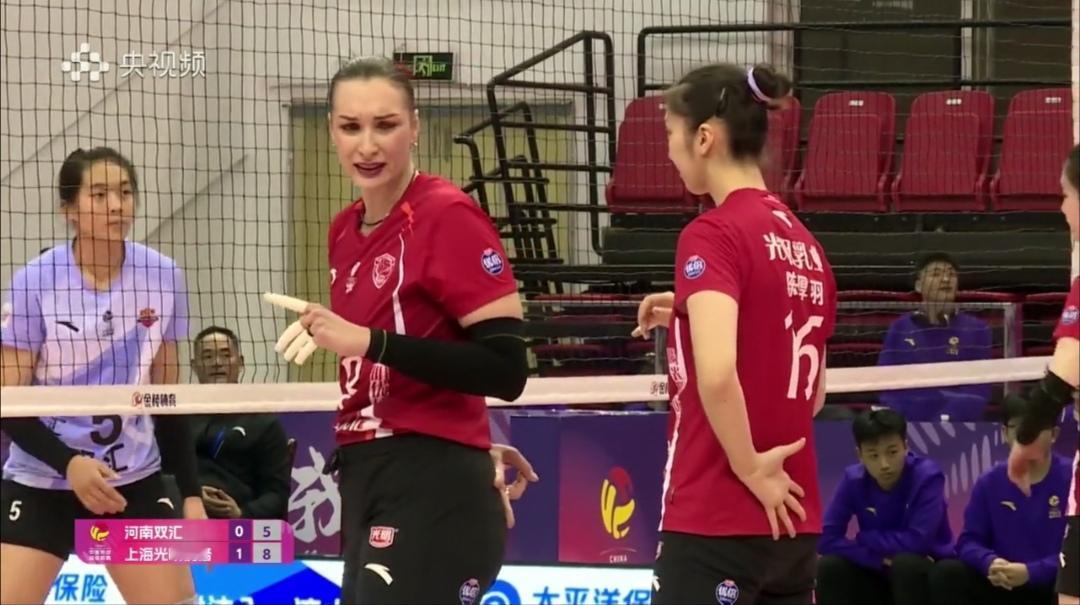 上海女排客场3：0河南女排，胜9胜1负，积26分，领跑！


女排超级联赛第十轮