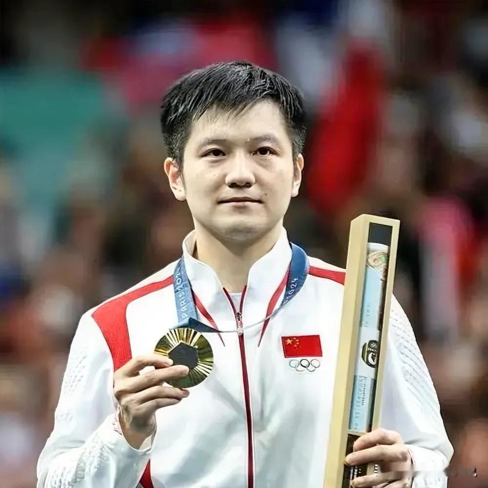 恕我直言：樊振东一时半会退不了，刘国梁的 3 个深层考虑！

1、樊振东退了，等