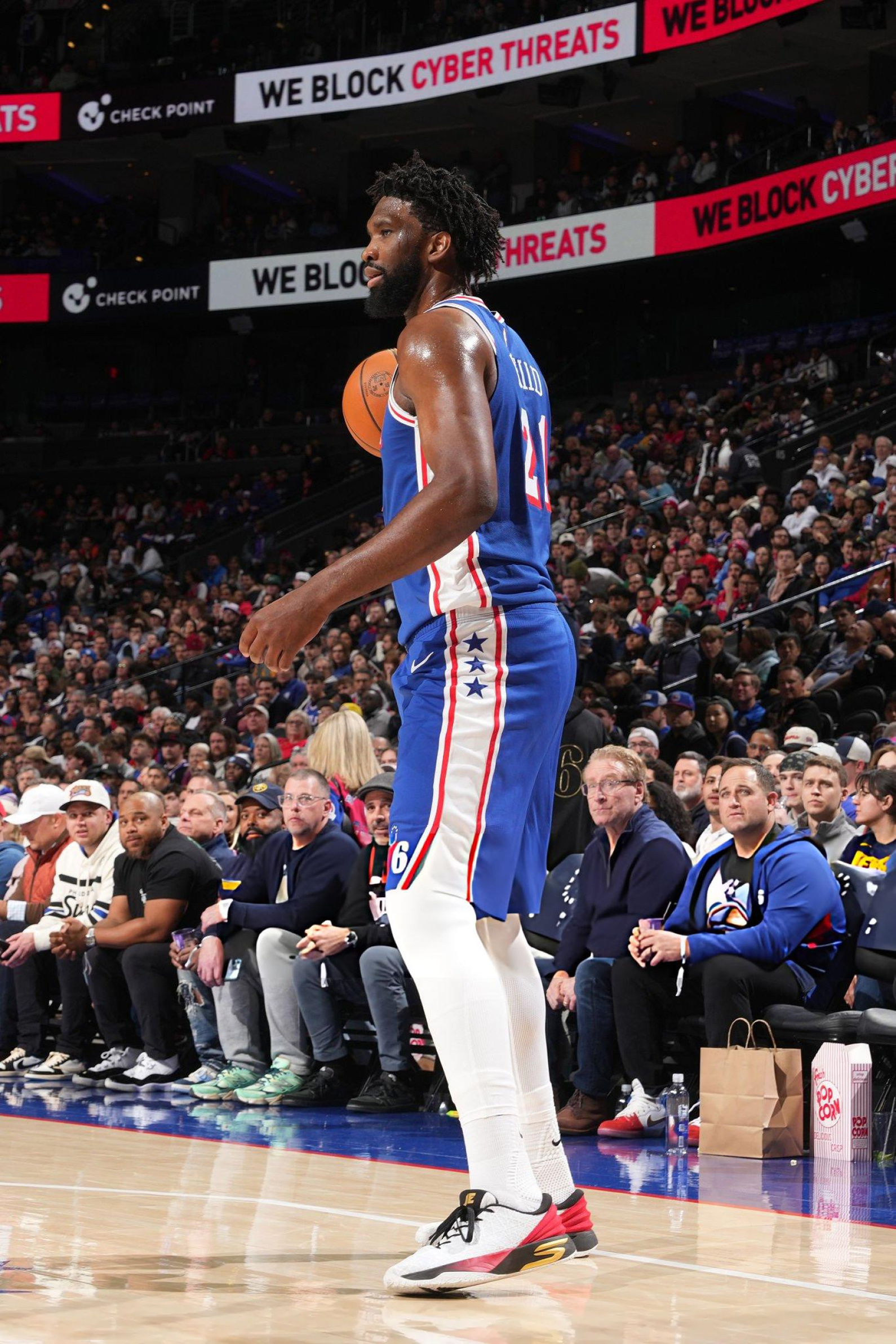 乔尔·恩比德 · Skechers SKX JE 1