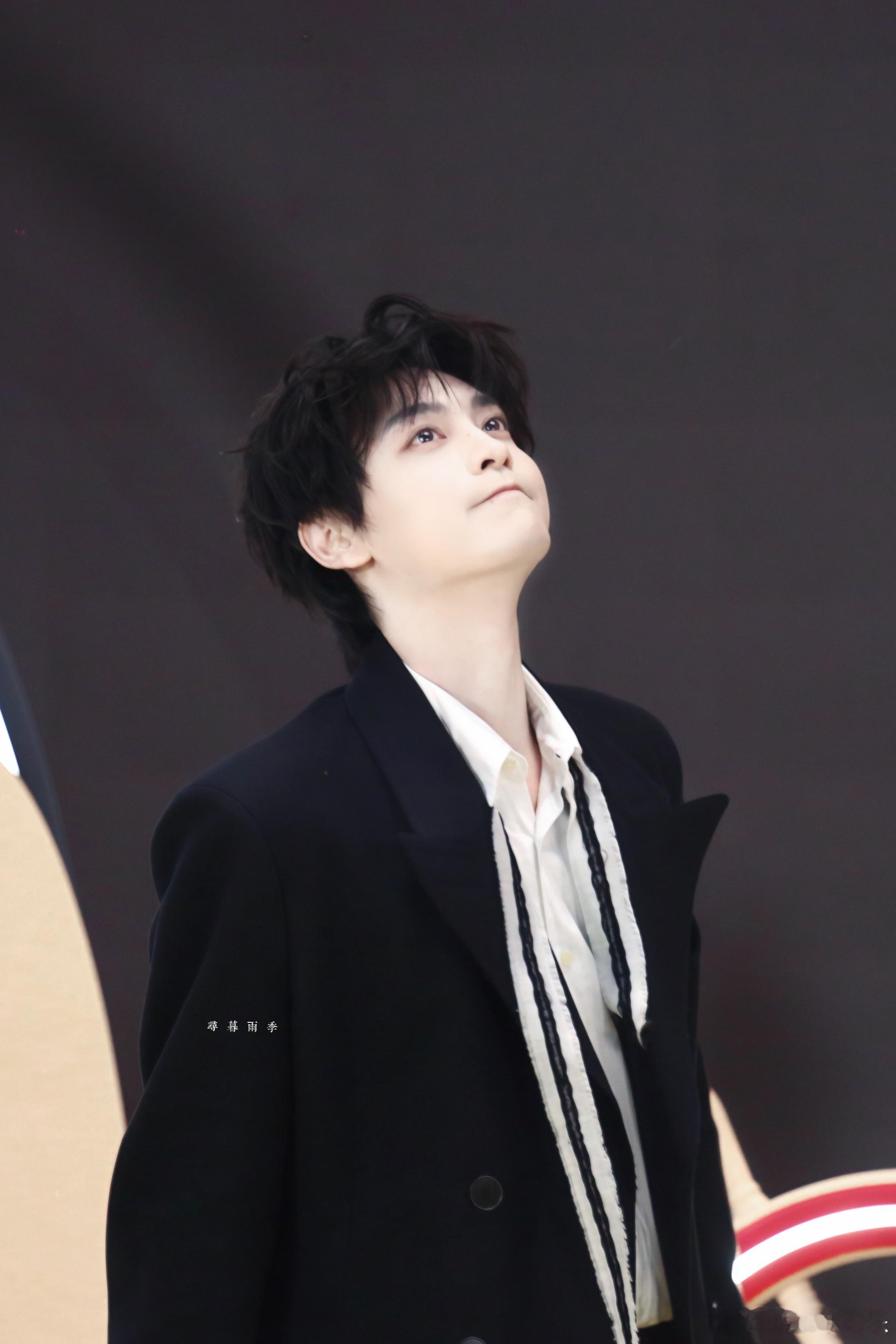 田栩宁给田栩宁的新年心意  「柠檬水的画室」营业中  爱你爱你爱你💛 