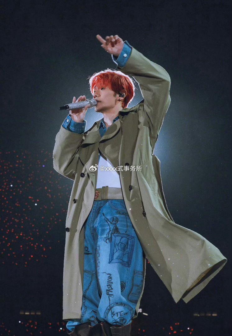 音乐人评论李荣浩被指抄袭 李荣浩这个回应还是挺有力的，每个段落都有把早年练习曲授