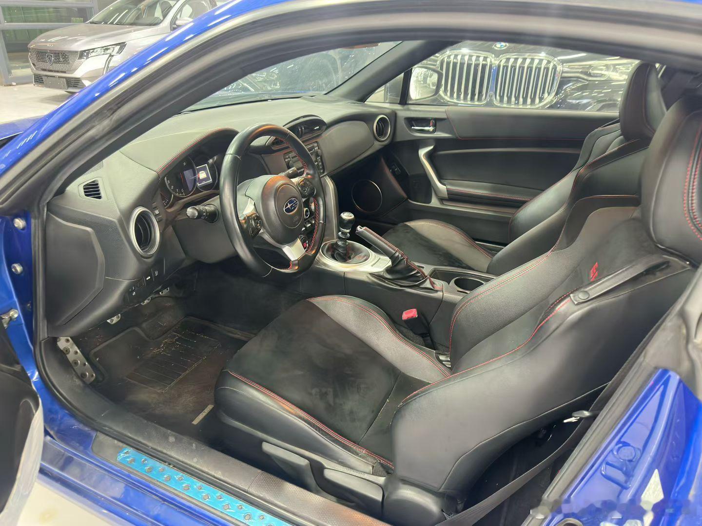 最新拿下 斯巴鲁BRZ 手动挡19年5月上牌 实表2万多公里男人的第一台小跑车 