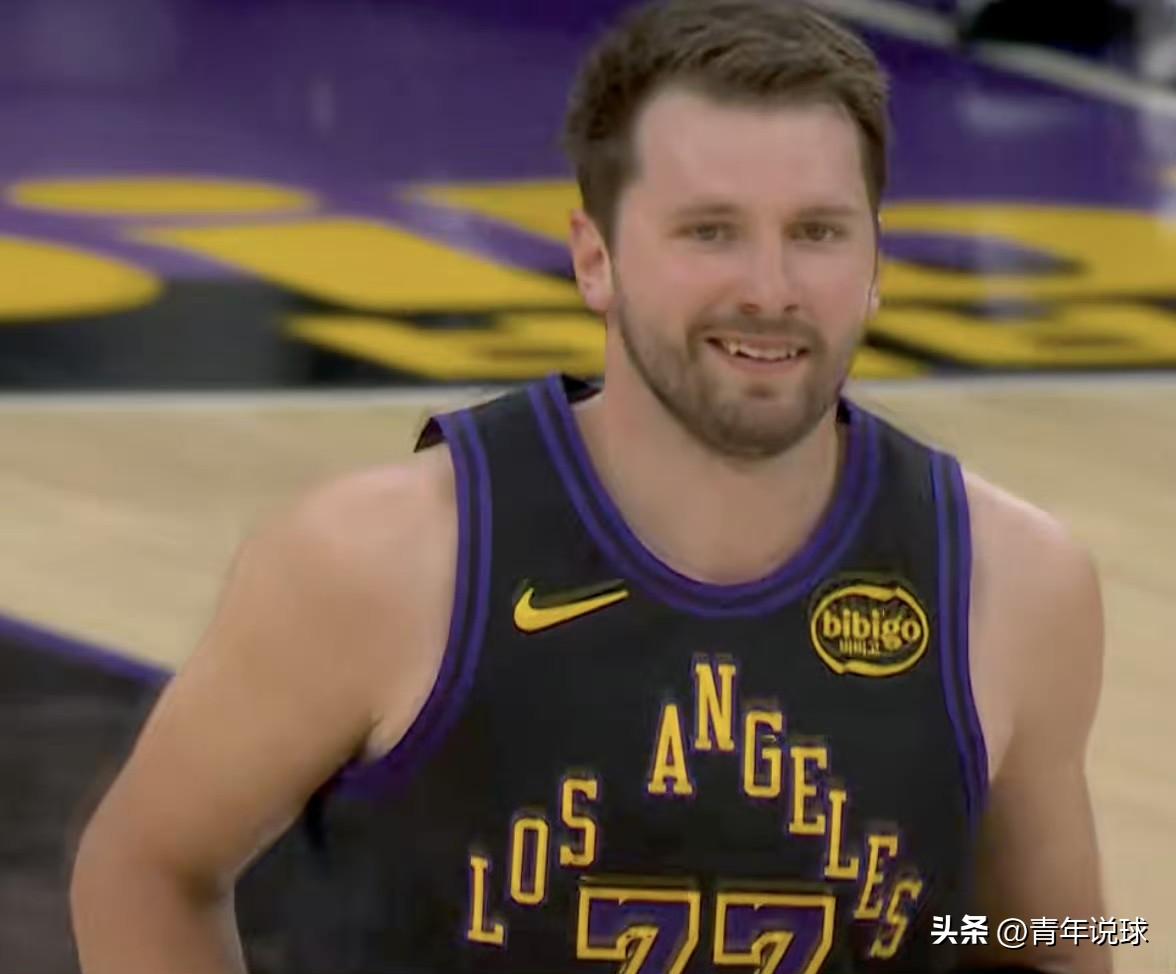 历史第三！东契奇收获里程碑！

今天背靠背对阵骑士队的比赛，东契奇解禁复出，状态