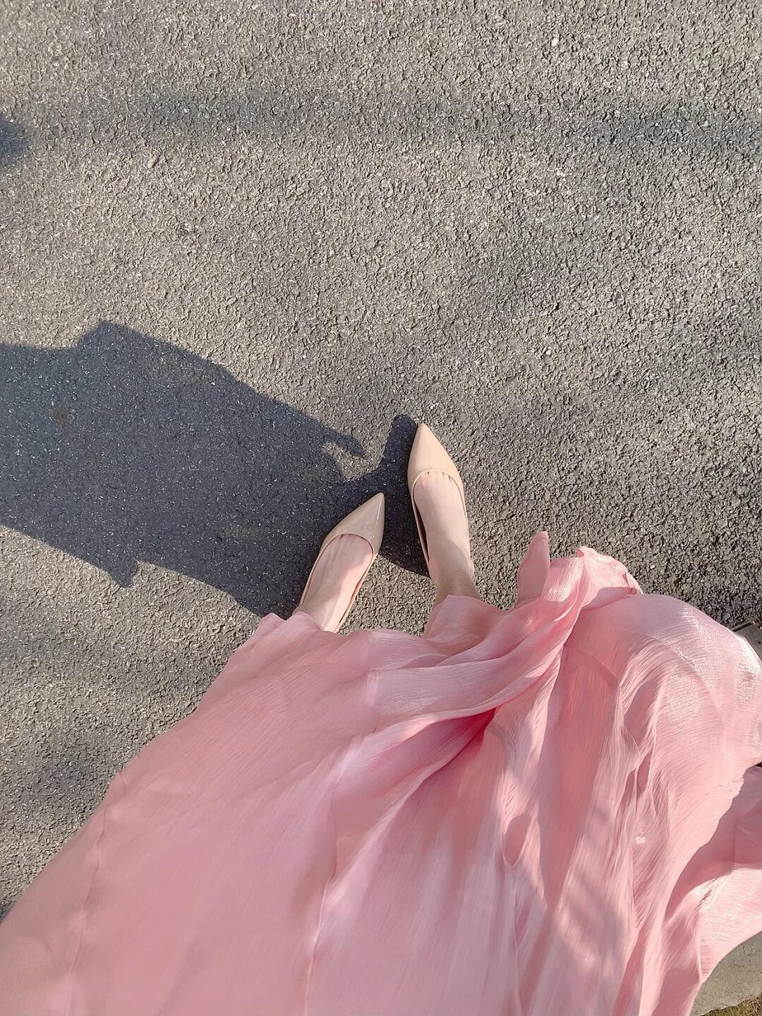 女孩子么,就应该吃吃吃,买买买,因为eat➕buy=beauty。 