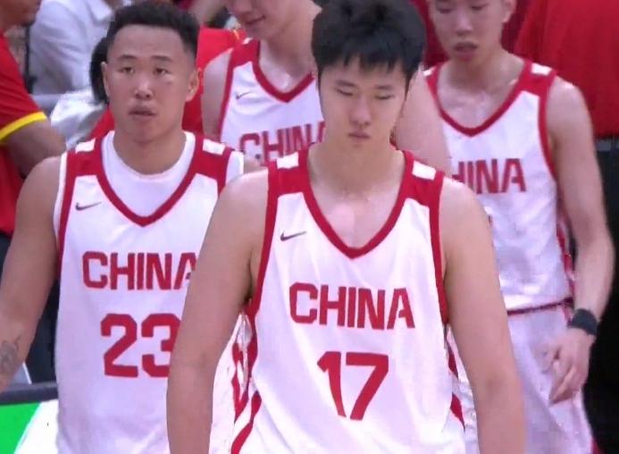 中国男篮83:78乌拉圭男篮！打出3点无可争议的事实：

第一：贺希宁坐稳主力！