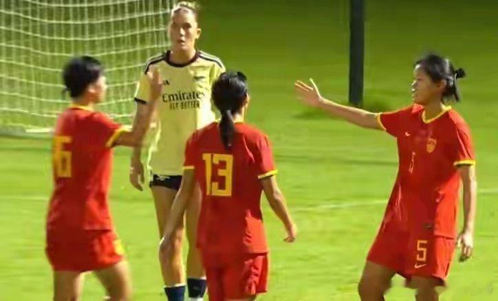 记者：U17女足vs阿森纳将协商是否补赛，如不补赛将抽签决定中国U17女足与阿森
