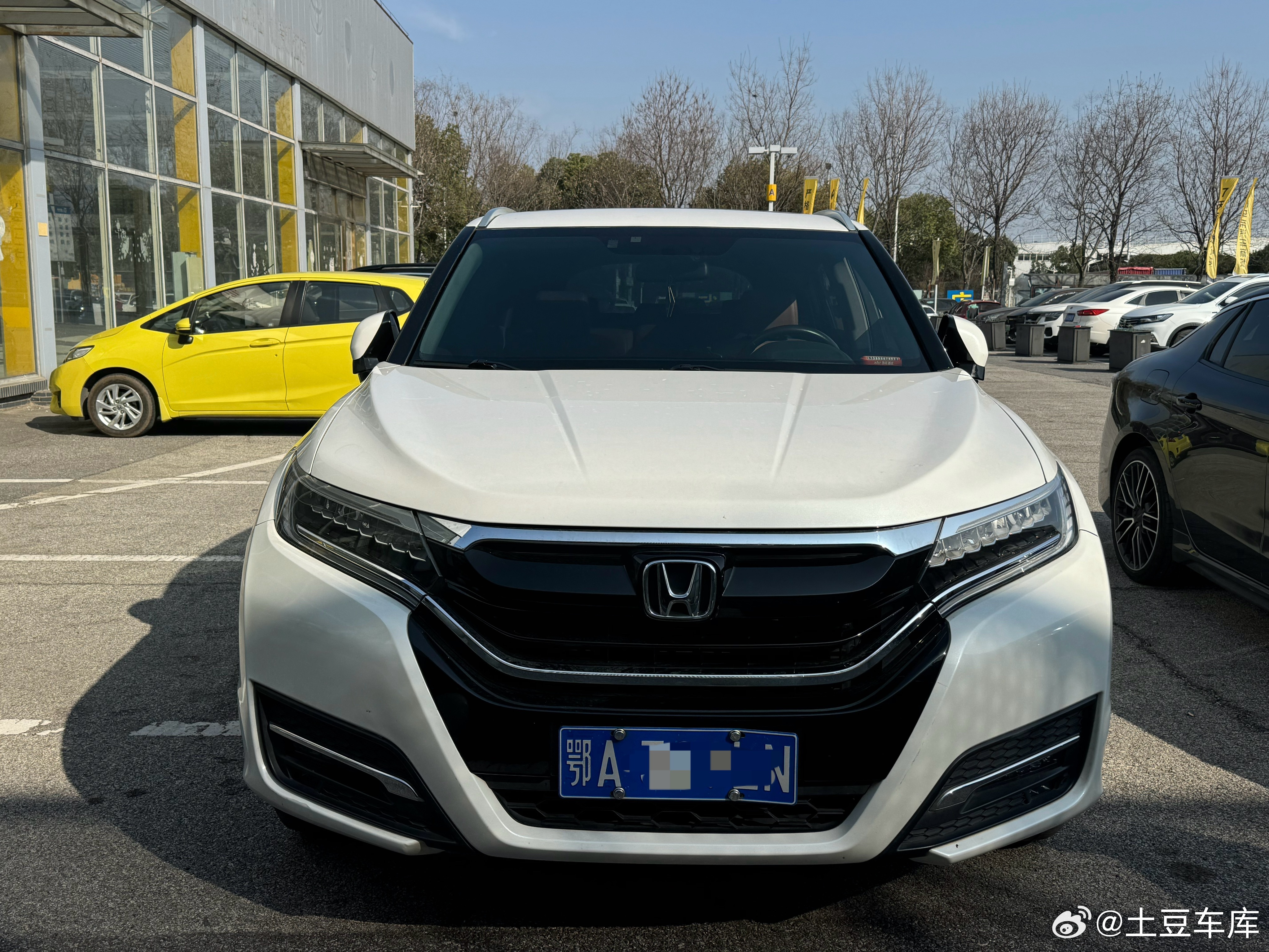 今天评估的第二台本田URV 2018年 2.0T 两驱尊贵个人一手 6万公里车主