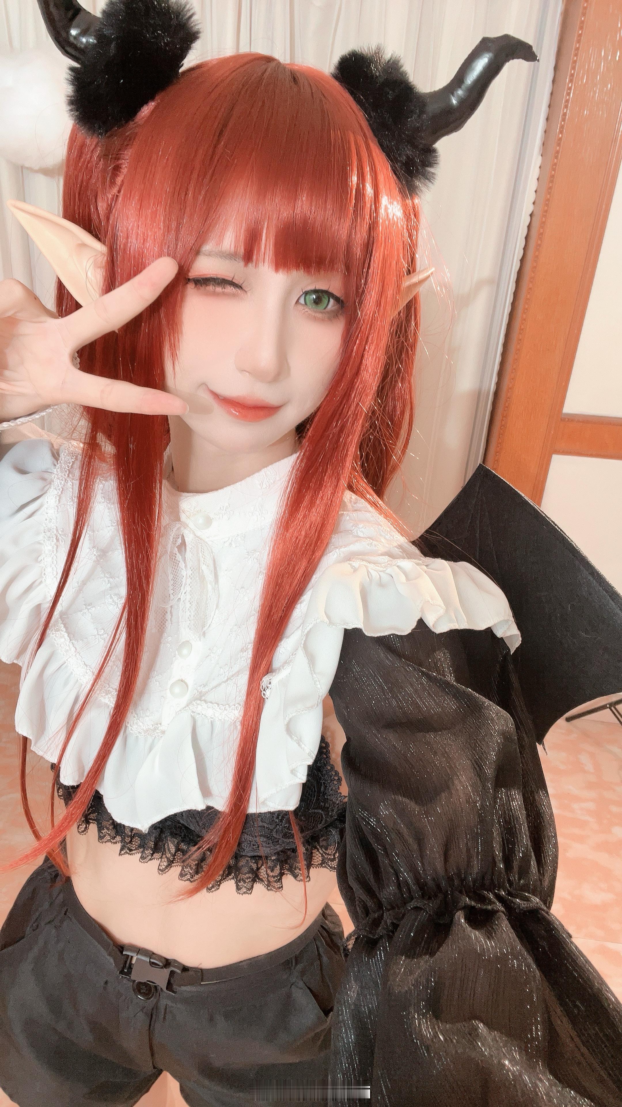 贝儿酱Miki[超话]  cosplay[超话]  喜多川海梦  更衣人偶坠入爱
