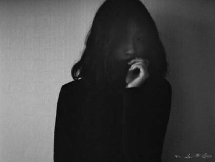 #人生感悟# “命运要你成长的时候，总会安排一些让你不顺心的人或事刺激你。这是规