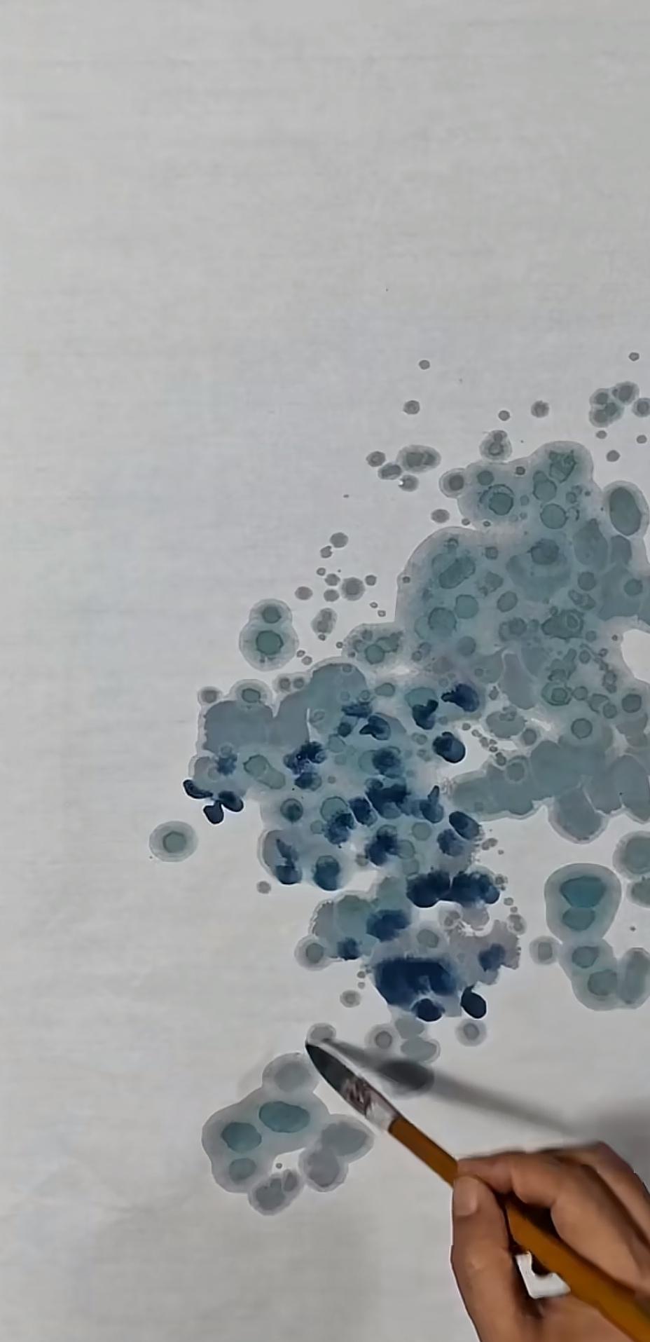 花鸟画技法门道多，就拿写意花鸟画来说，笔墨技法是核心。
运笔上，“劲、老、活、松