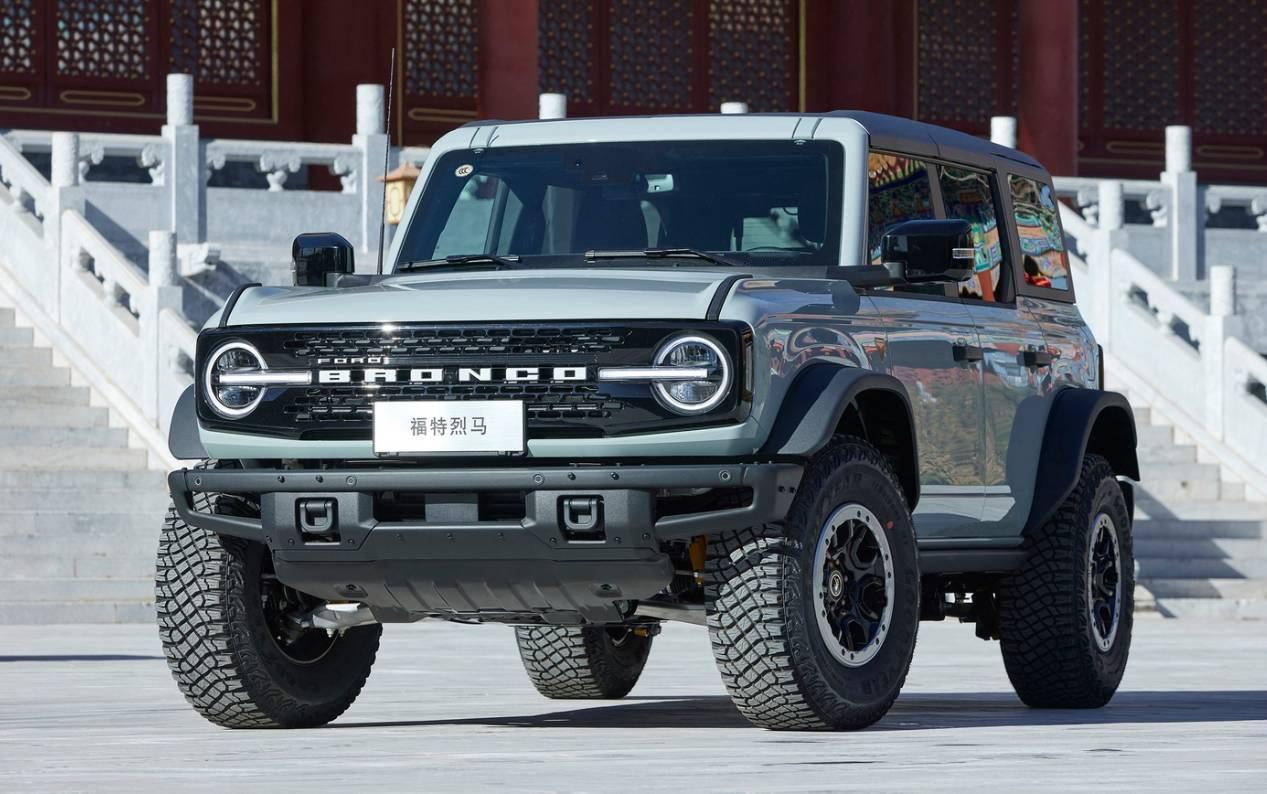 【国产福特Bronco近期发布，入门款预计30万内，4月正式上市】Bronco的