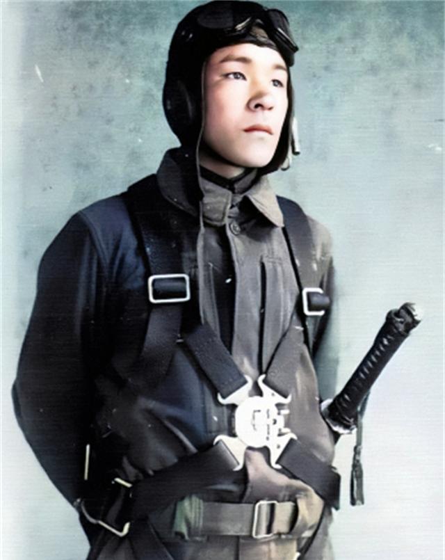 1944年1月7日，一架"972"型战斗机坠落在昌邑县的小河中，飞机上爬出来的日