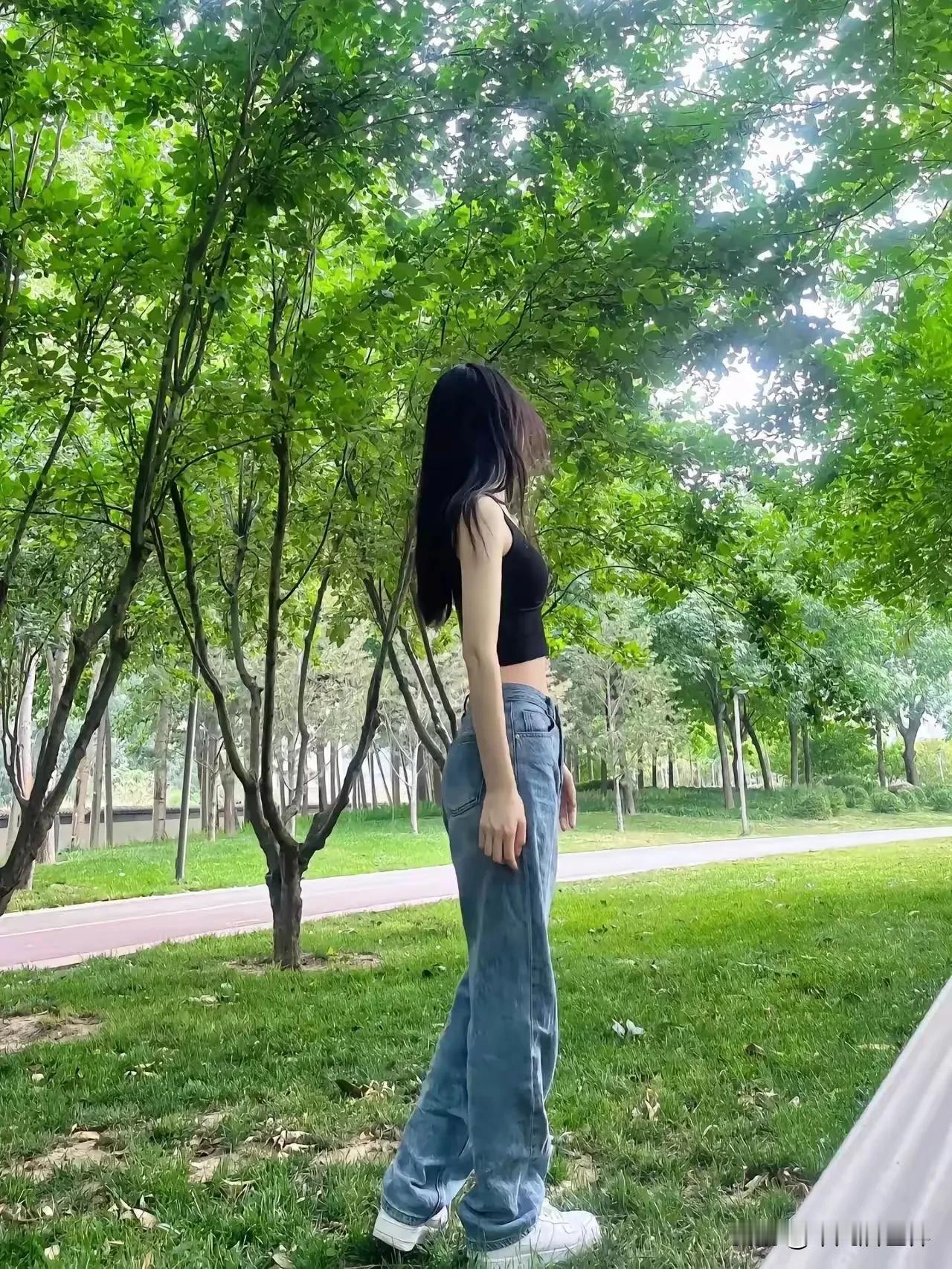 秋爽，清新自然，舒适自在。