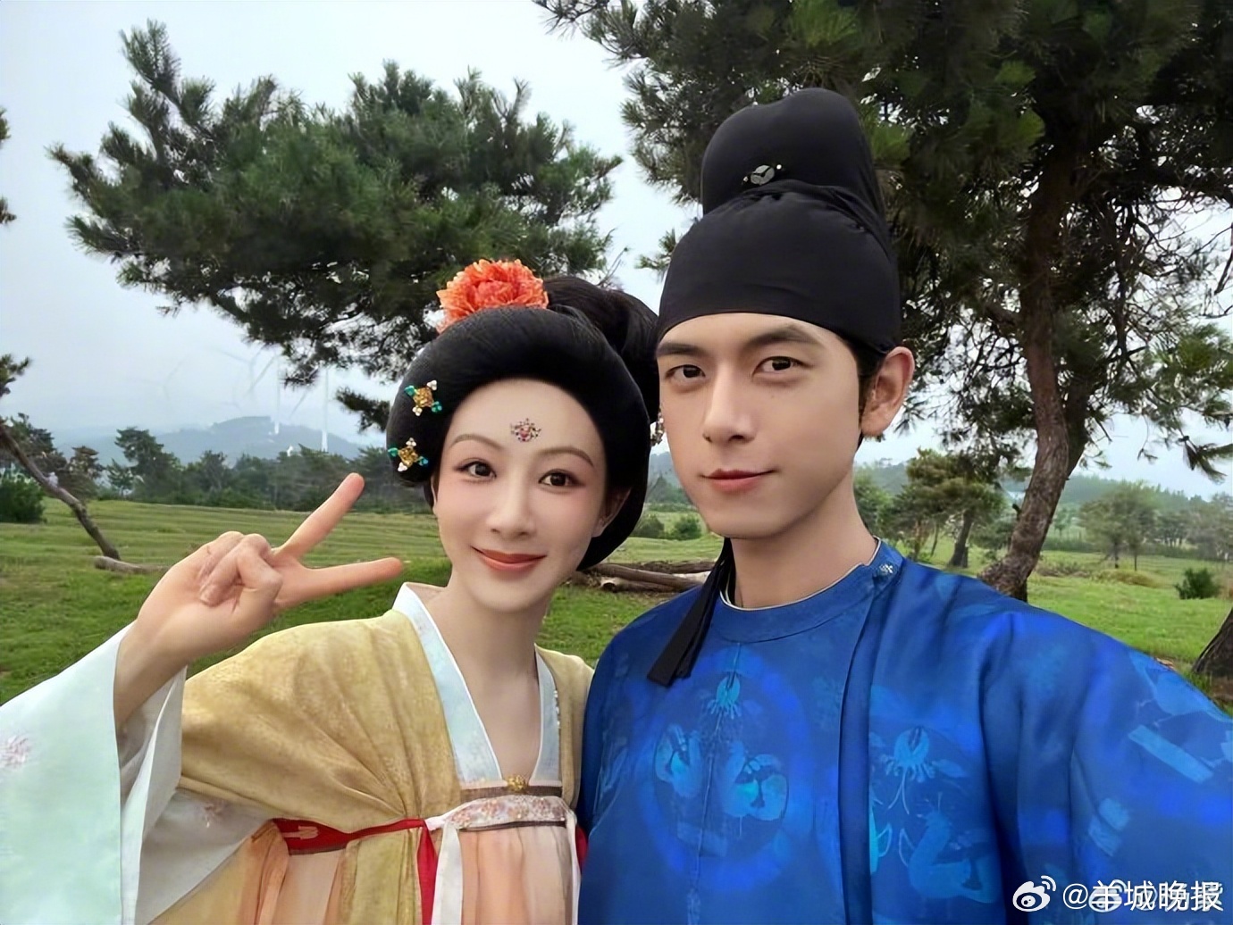 【杨紫发长文告别：她会永远是我心中最美的一朵牡丹】#杨紫发长文告别角色何惟芳# 