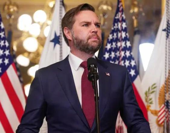 美国的副总统直接掀桌了，他表示：如果中国收复了台湾，那么美国极有可能失去自己的 