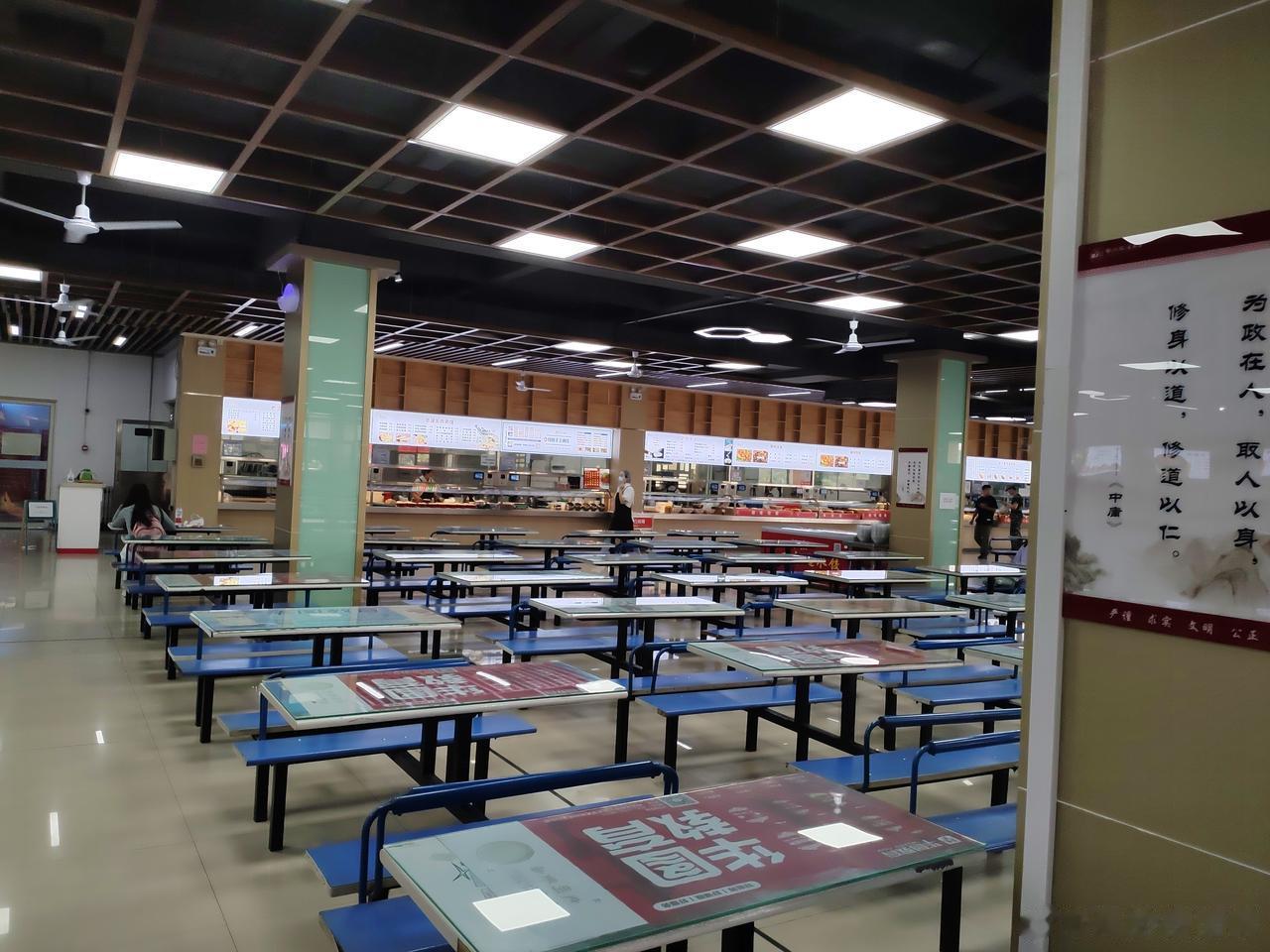 明确规定贪污受贿将丢官入狱，但违反者前仆后继，不是惩罚标准不高，而是现实社会就不