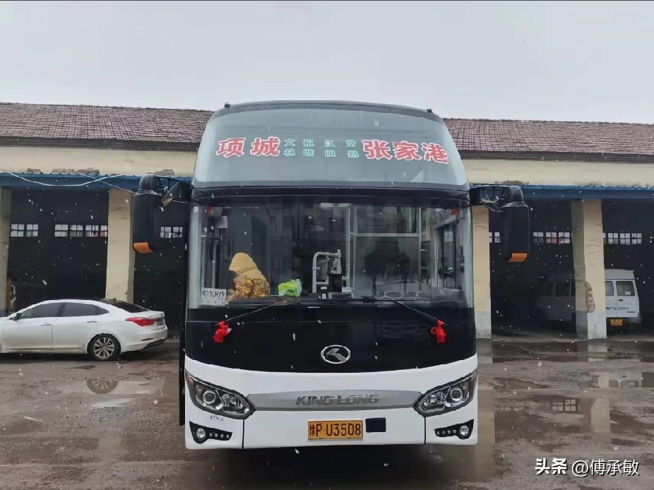 河南周口市项城市曾经的省际长途线路，不知还有多少在运行？
项城—张家港
项城—上