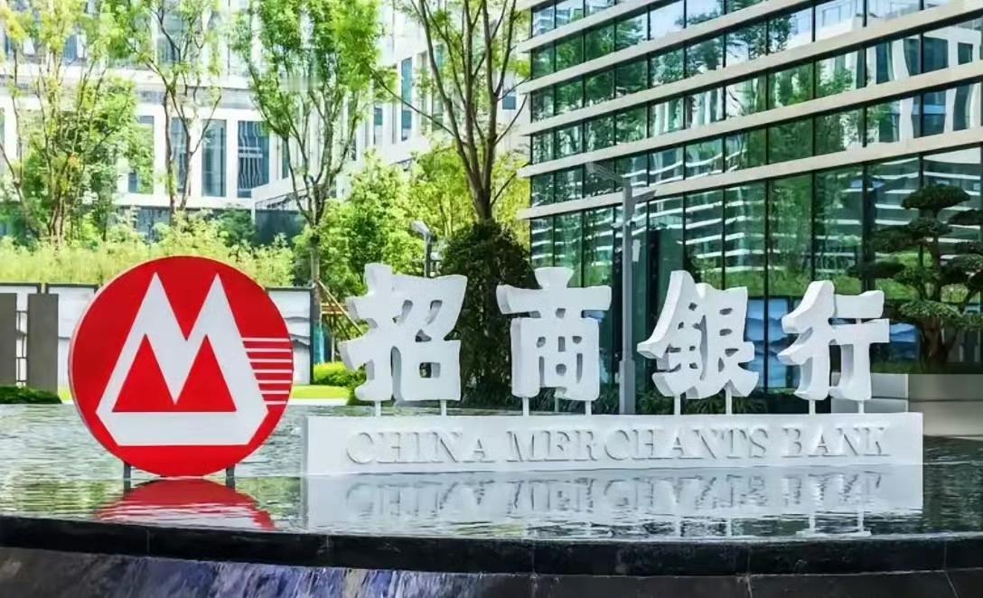 中国新一轮的经济风口来了，这些行业能赚大钱！
1. AI 全产业链 + 具身智能
