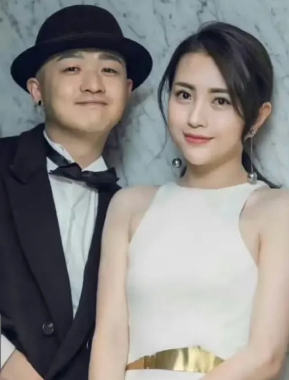 曝包贝尔出轨包贝尔被曝深夜与红发女子酒店独处超7小时，二胎刚满周岁宠妻人设翻车，