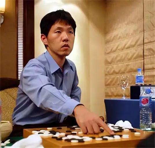 李在明计划推动中韩“围棋外交”！12月20日，韩媒披露，韩国总统李在明正寻求明年