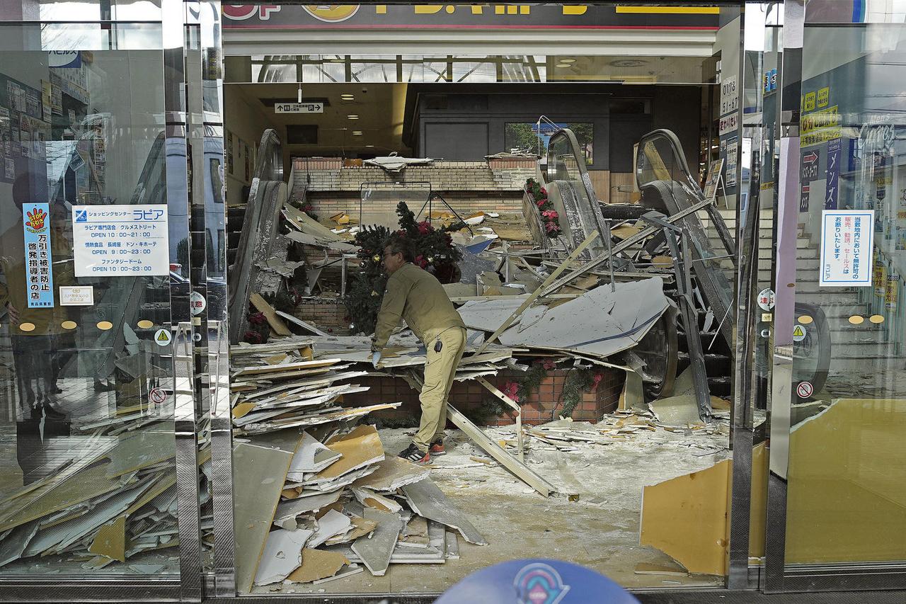 日本先后爆发7.5级和6.6级两次地震，这还没完，日本气象厅表示：一周内或发生9