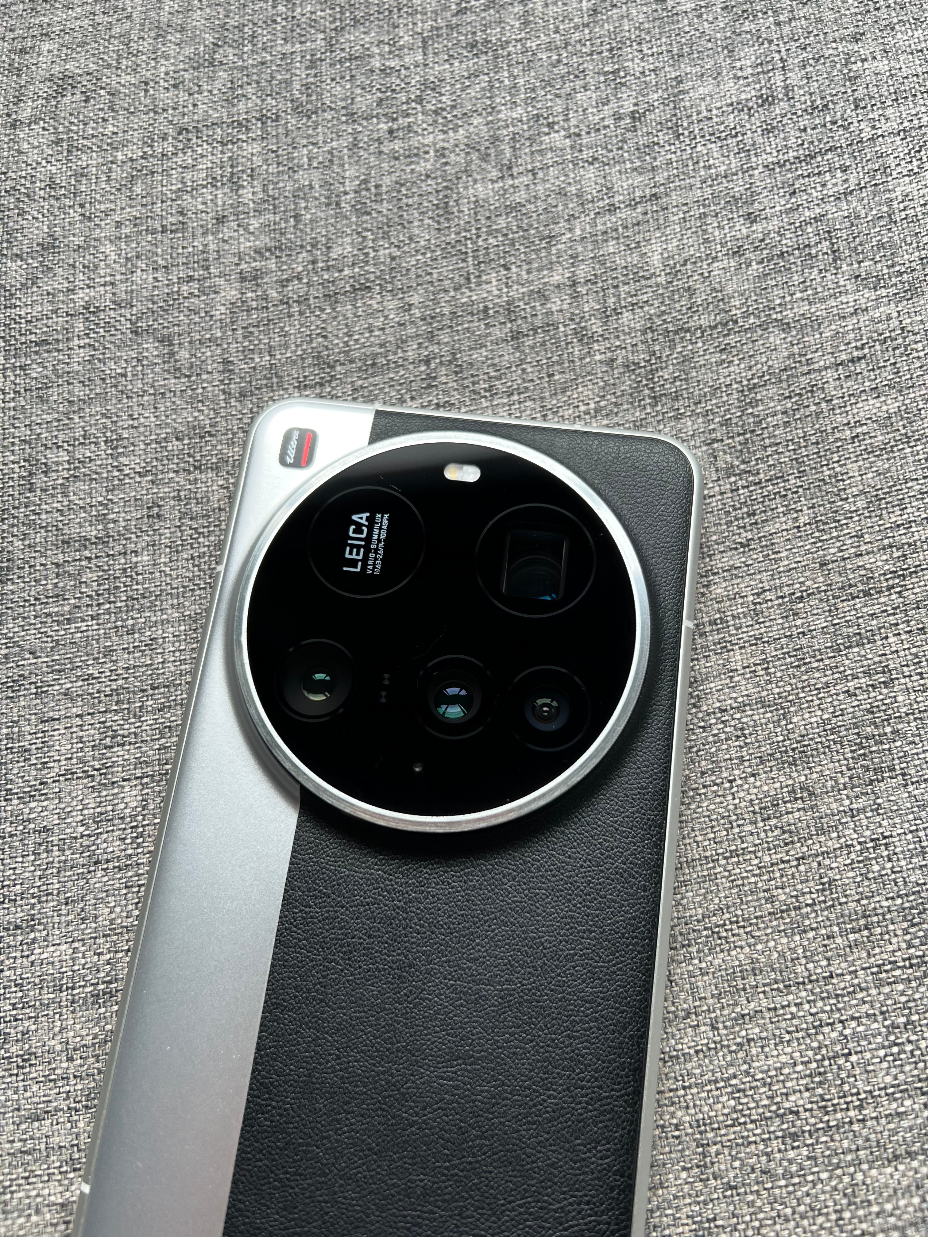 小米15 Ultra 16+512G 经典黑银，屏幕完美，外壳磕碰(镜头小划痕不