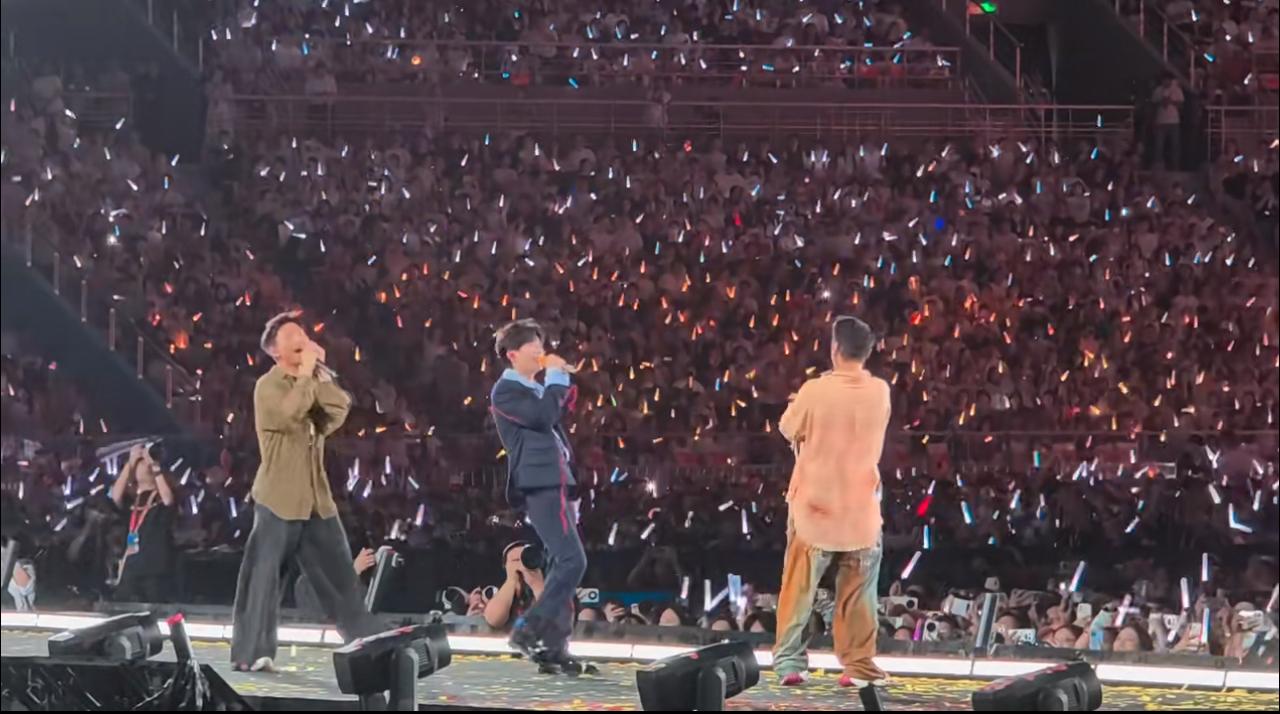 陈楚生三亚演唱会最热闹的一幕，竟然是两位“捣乱嘉宾”——吴镇宇和阿如那带来的。