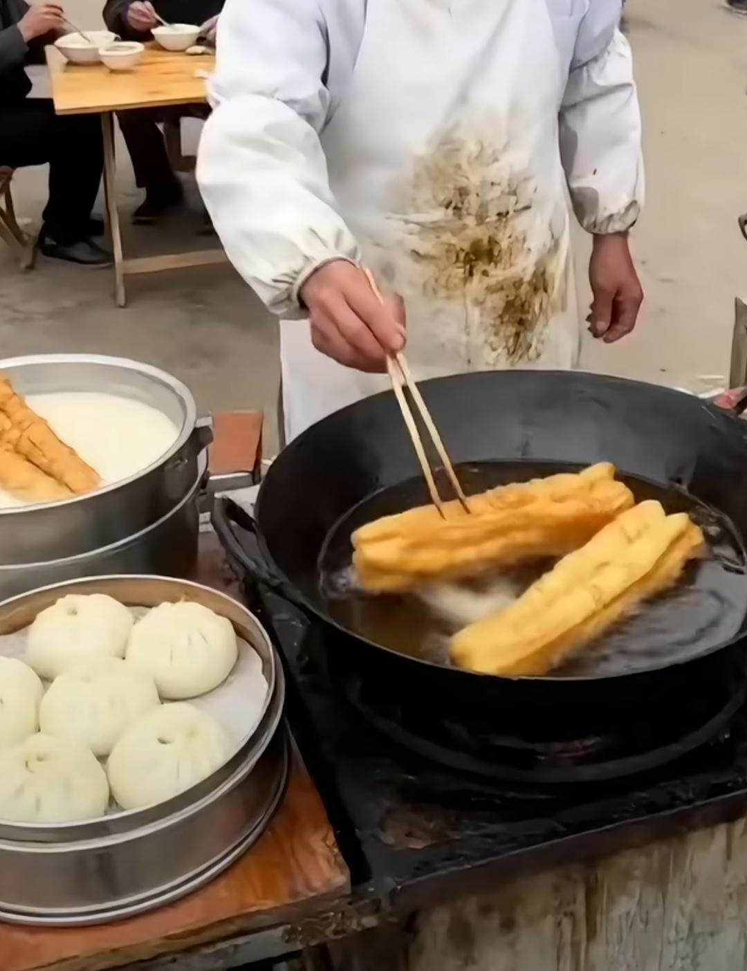 普通人的创业，拼的从来不是本事，也不是谁比谁聪明，甚至可以说大家的智商都差不多，