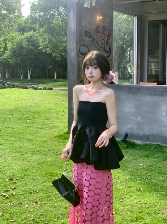 漂亮姐姐 🖤 🎀♡₊⁺
