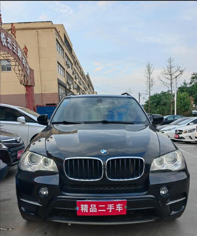 穷人做生意最大的谎言：一天进账1000多=一年30万。他信了，现在还在等"万一"