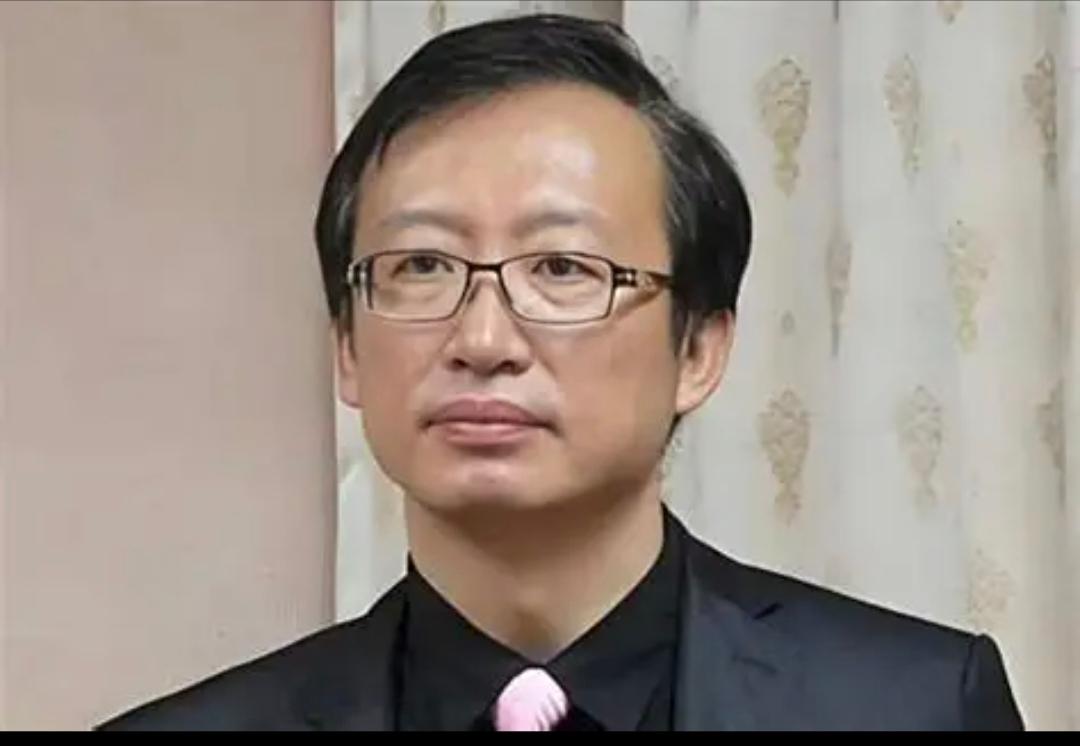 新加坡联合早报今天（5月3日）报道：“台湾《美丽岛电子报》上月发布的民调显示，有