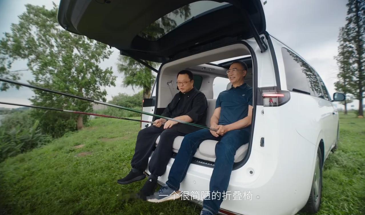 钓鱼模式？零跑D99的这个功能绝了！
这两年，汽车的功能有越来越多的新花样。
除