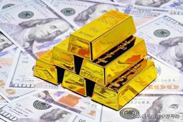 国际金价新年首跌，金银价格走出分化行情
 
2026年开年首个交易日，贵金属市场