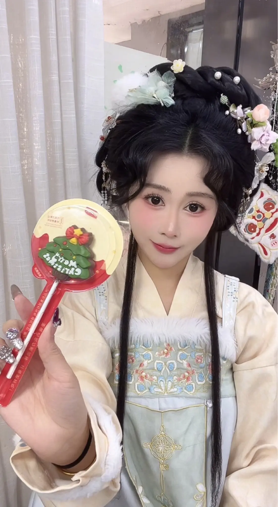 你好圣诞老人 我的愿望是 红票子 大房子 靓车子 帅凯子