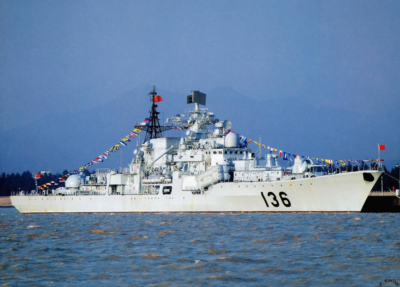 “航母杀手”差点变成了游轮？寻找关于“现代”级的相关资料和图片时还翻到一个有意思