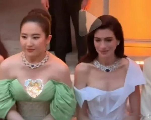 刘亦菲现在是走的接地气路线吗？平常是不是不注重身材管理 ​​​