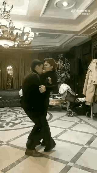 请问，这个游戏好玩吗？#爱玩这样的游戏# #给点游戏#