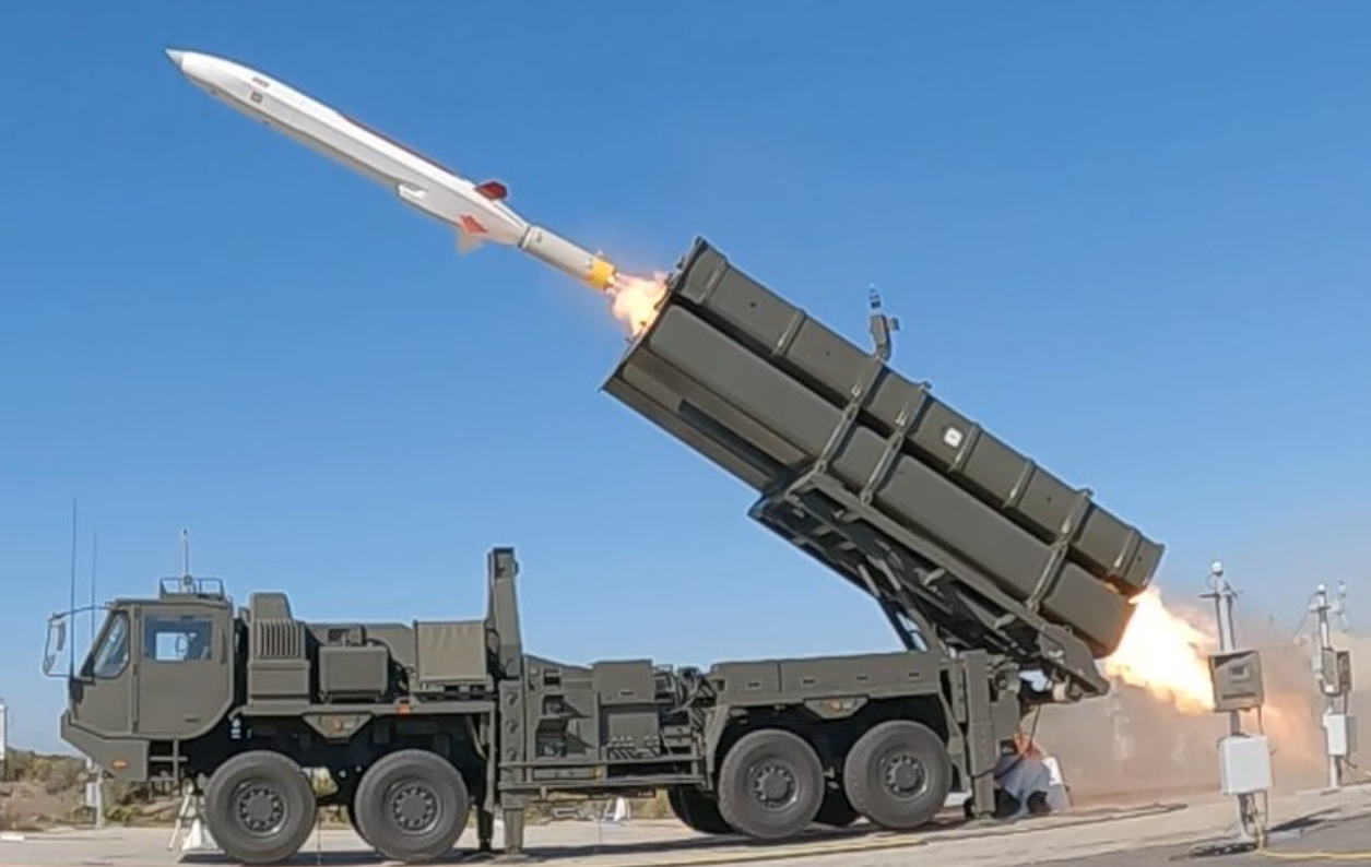 日本改进型12式反舰导弹新画面 