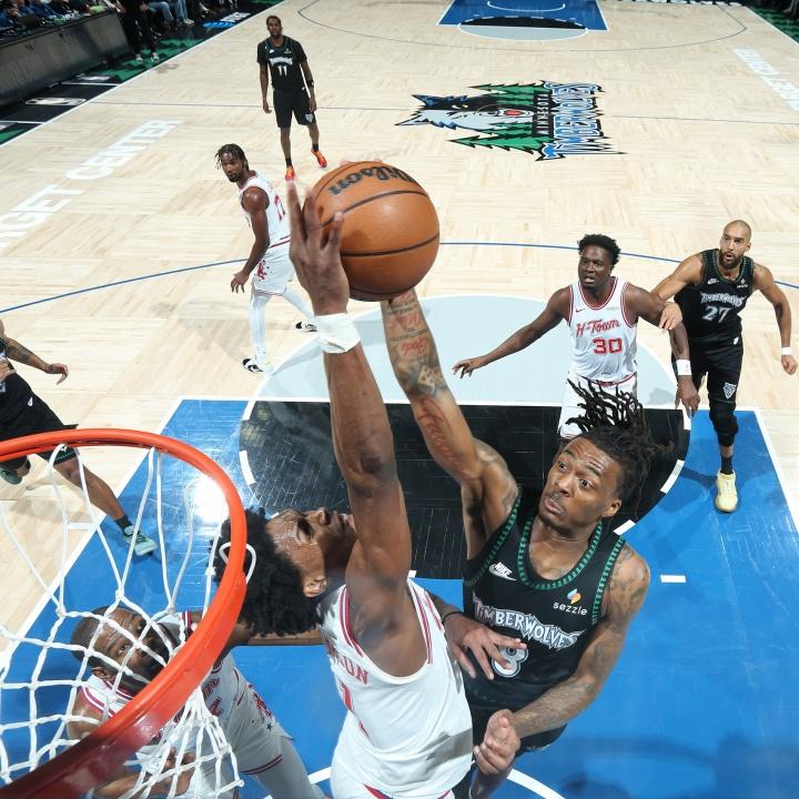 火箭队今天加时赛不敌森林狼队，其实火箭队在加时赛前半段最多领先了13分，但是森林