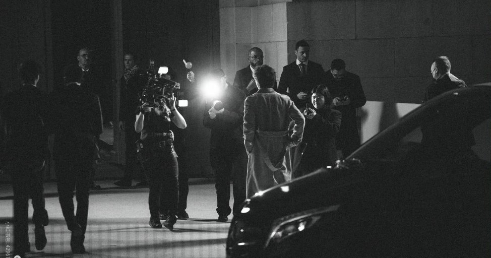 天塌了，也有王一博的脸顶着王一博近一年的变化王一博这张好像bjd