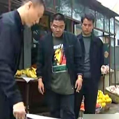2002年，导演高群书用全部身家420万，拍出了《征服》。拍完后，450万卖给了