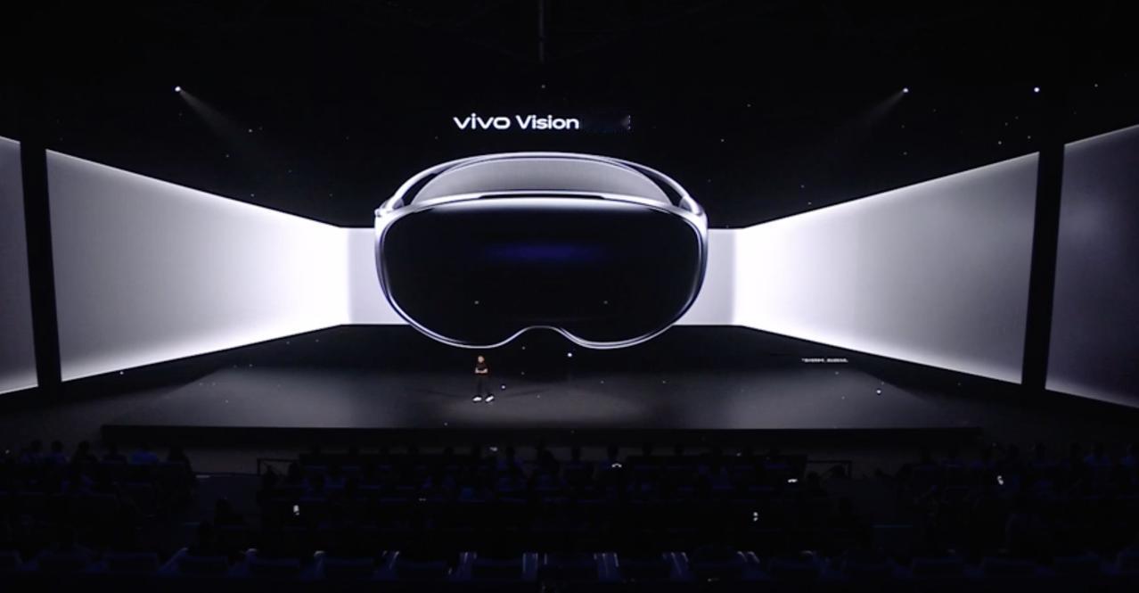vivo Vision的轻量化做得非常好，398g，这已经是头戴式耳机的级别了。