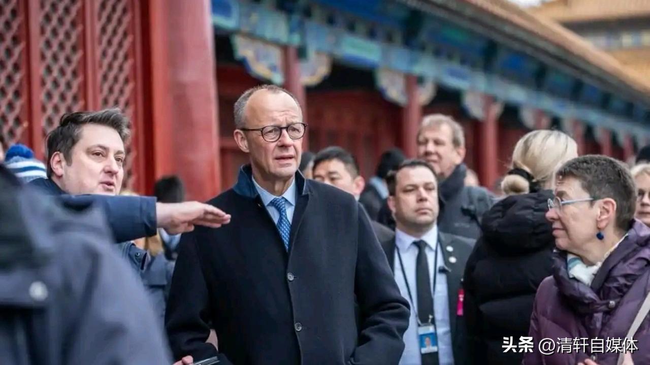 2月25日，农历正月未过，北京首都国际机场迎来德国总理弗里德里希·默茨。这是他上