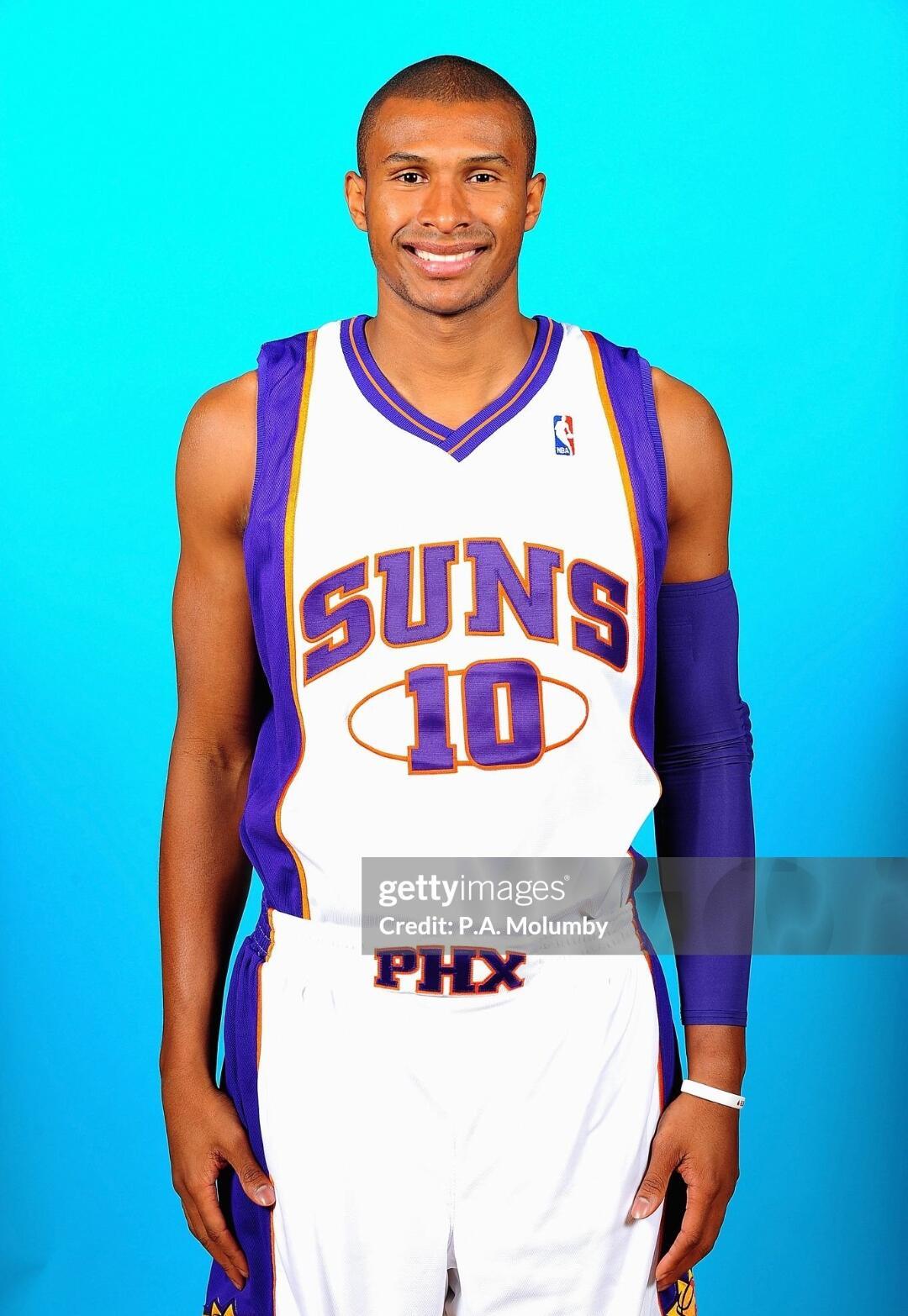 篮天下 2009-10赛季，菲尼克斯太阳球员定妆照🌅Images via mo