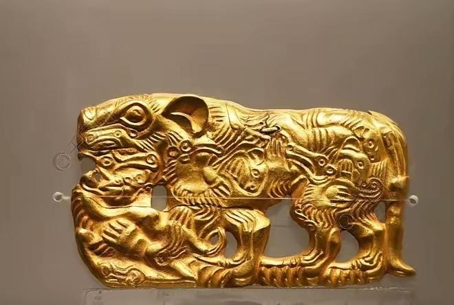 1988年，内蒙古一位农民和妻子在地里干活，两人发生争执，妻子一气之下，甩手回家