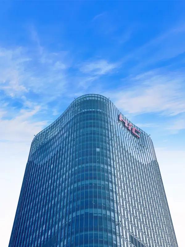 新华三在WAIC2026上的表现堪称夺目。其参展核心并非单纯炫技，而是着重展示“