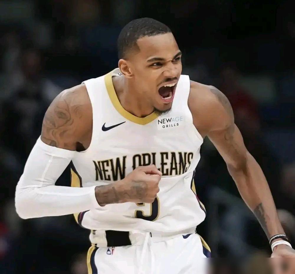 18投14中轰下35分，他打得像个战神，却在最后13秒，自己一脚踩线把胜利送了出